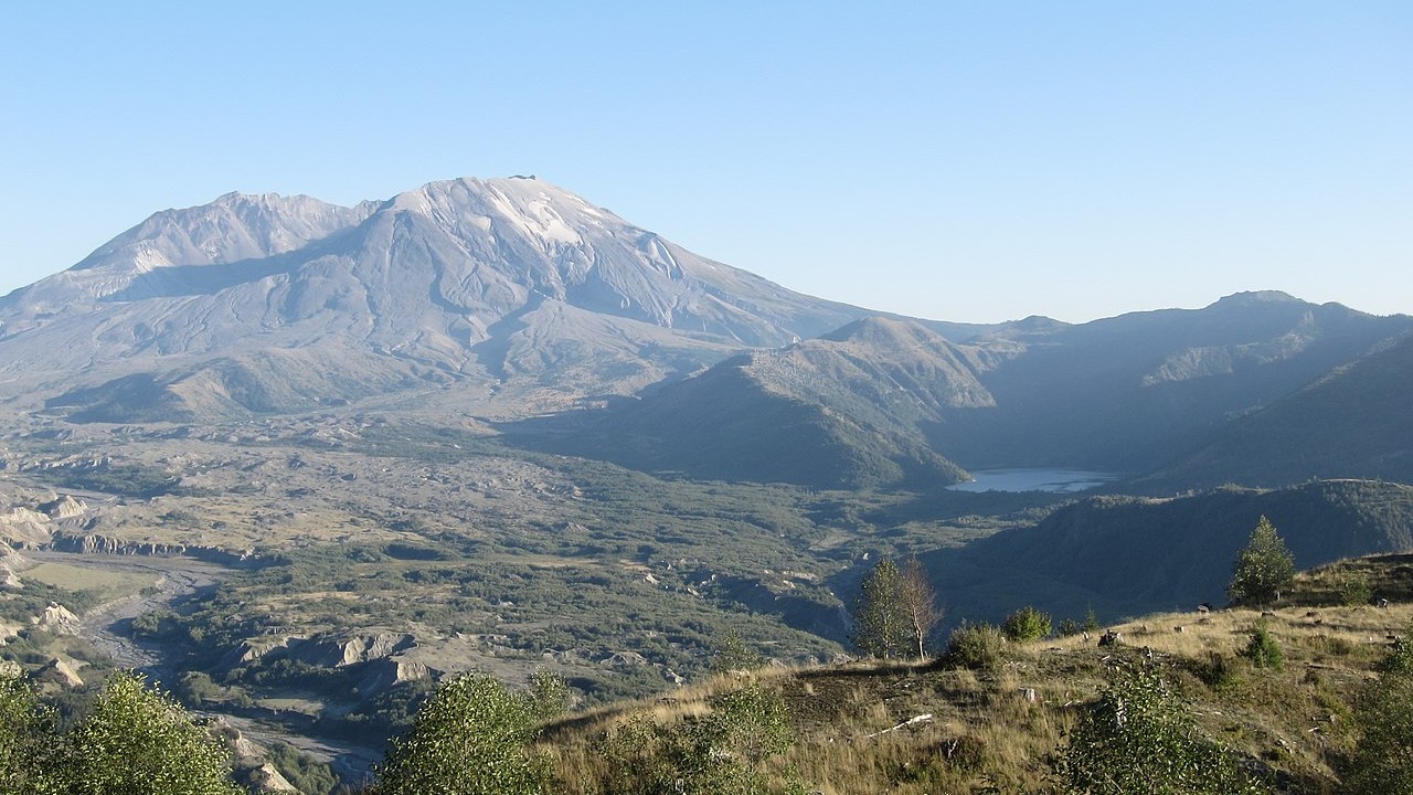 The Bigfoot 200 starts with a climb up Mount St. Helens